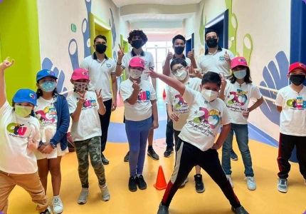 Grupo de niños del CRIT en actividad de Club Amigos